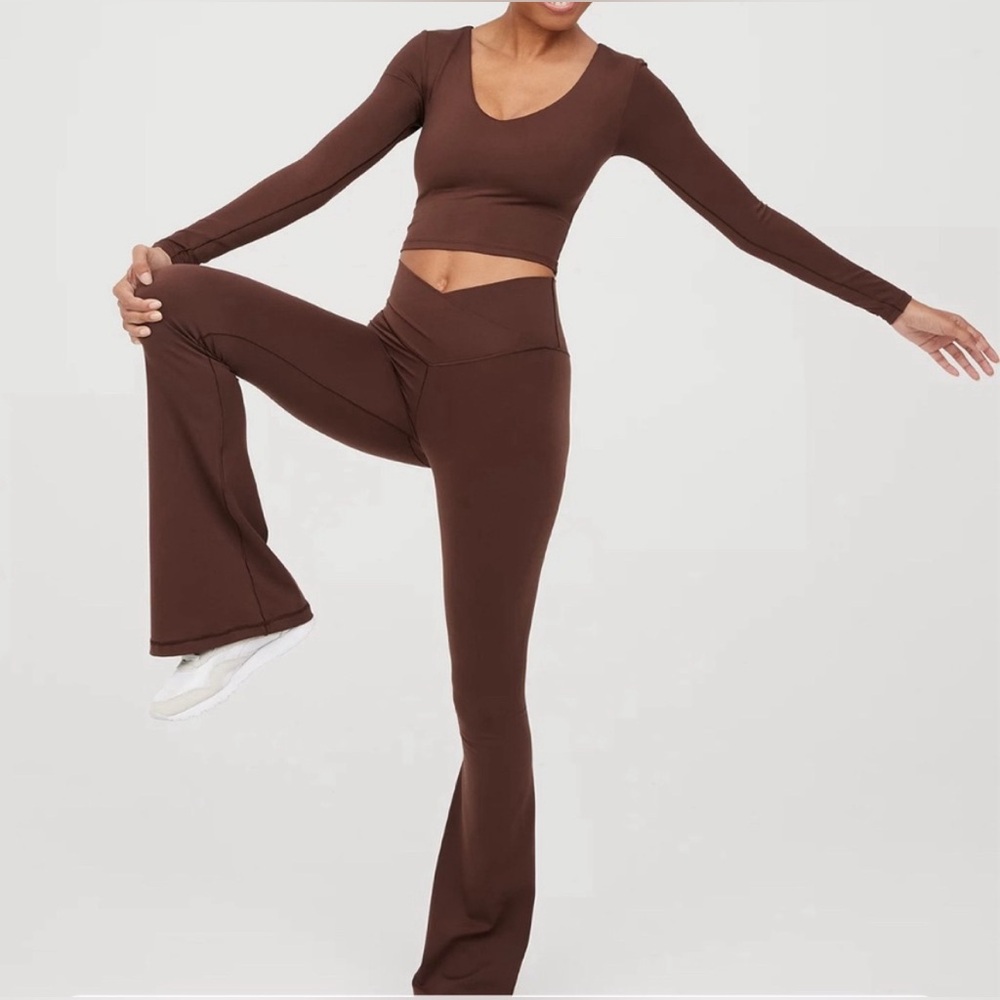 Aerie Chocolate Brown crossover Leggings